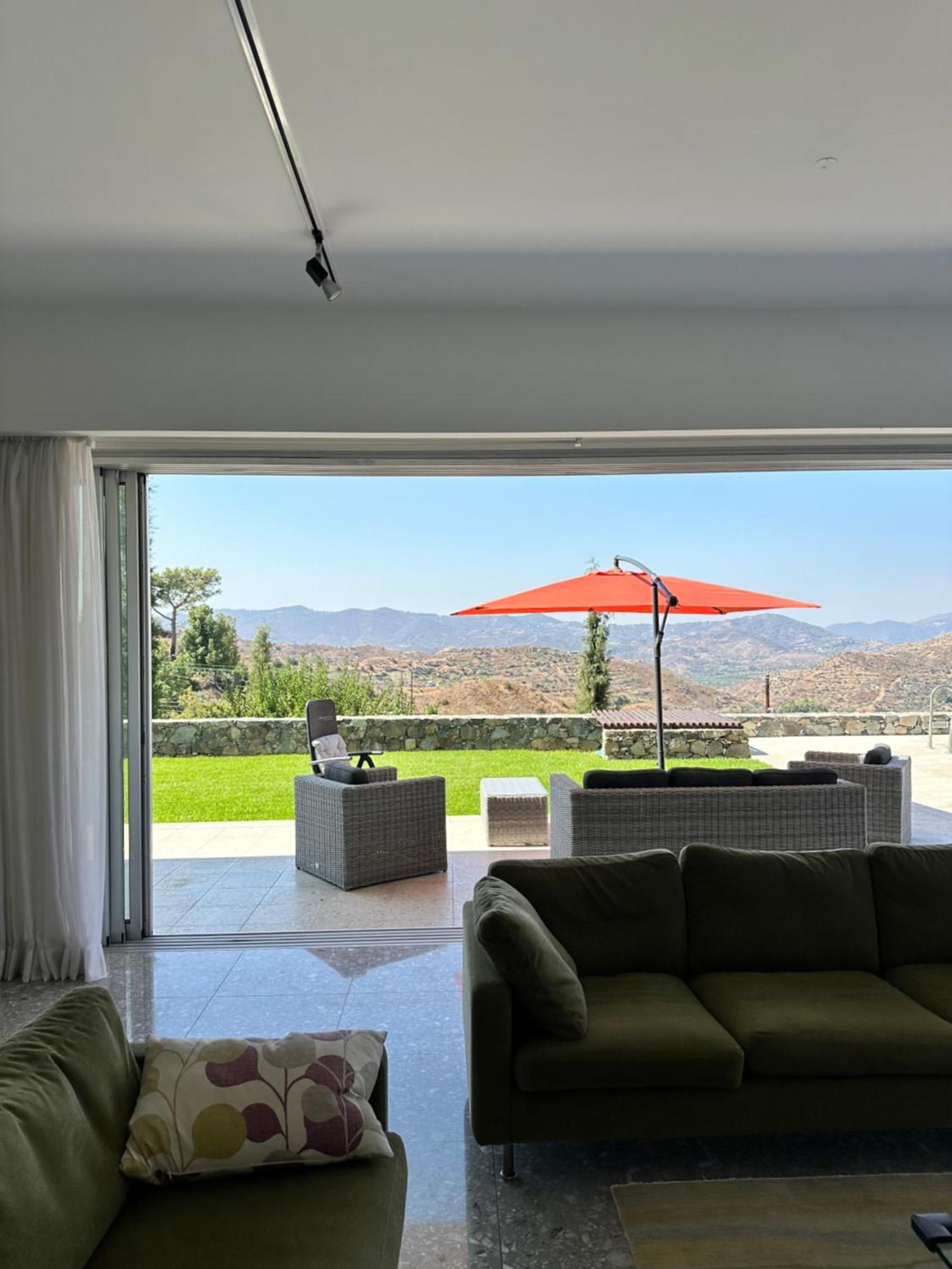 Luxury Villa Pluto Stunning Mountain Views Ora ภายนอก รูปภาพ